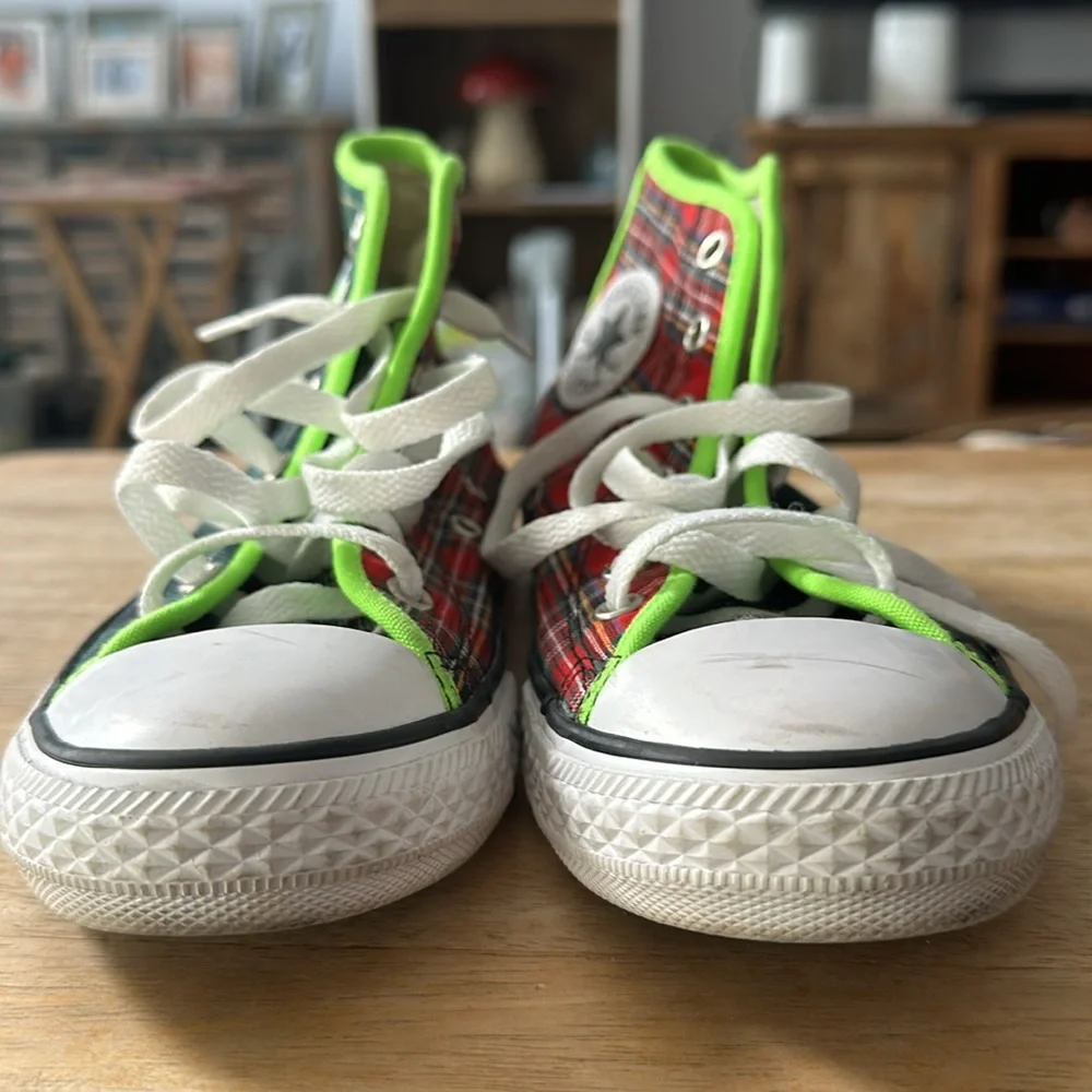 Converse high tops